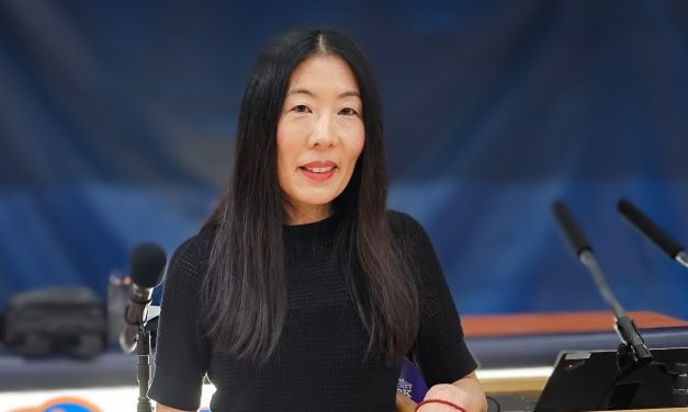 NYT Bestselling Author Ilyon Woo P’25 Visits as Heyburn Lecturer